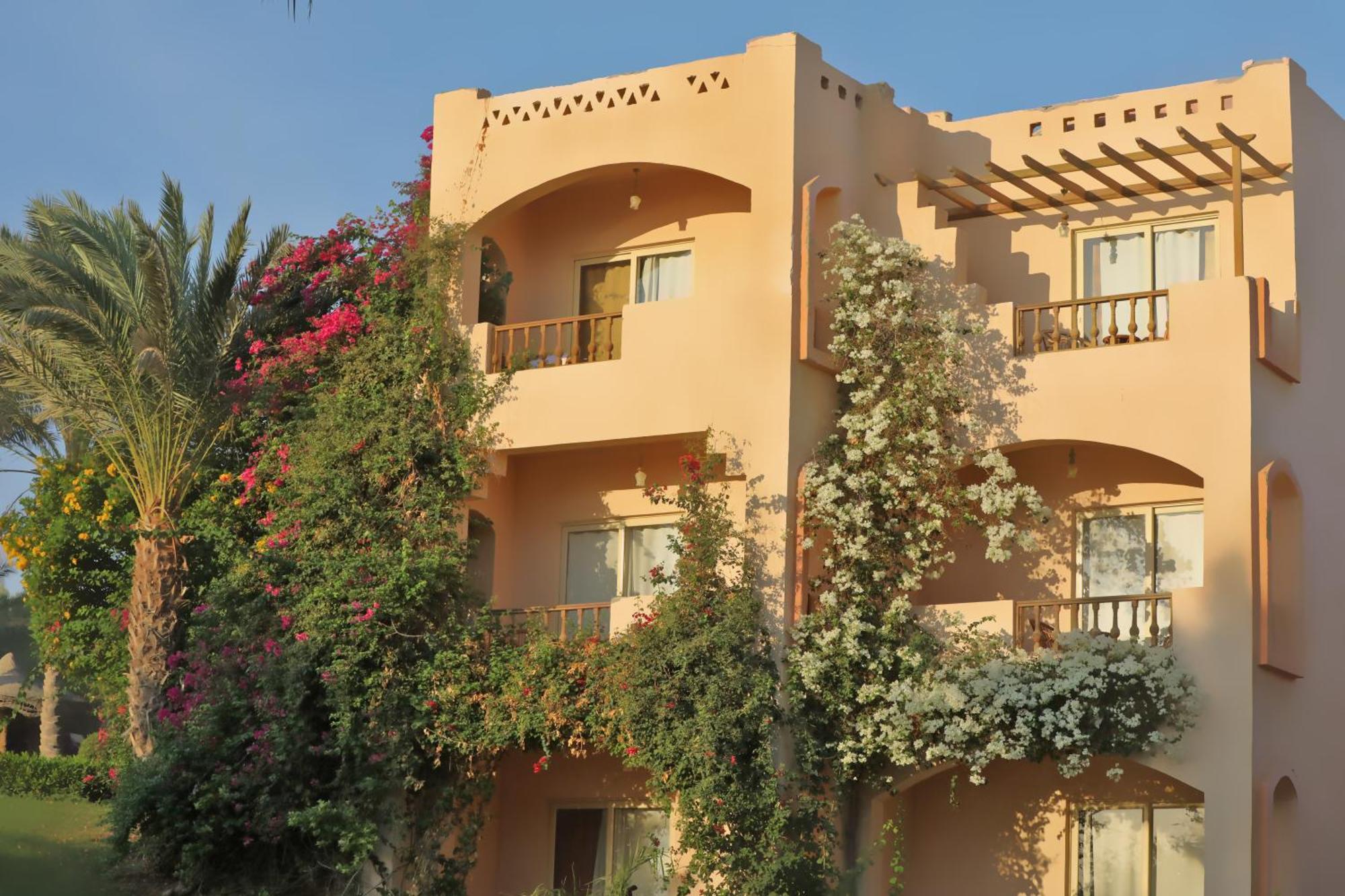 Dream Lagoon Resort & Aqua Park Marsa Alam Esterno foto